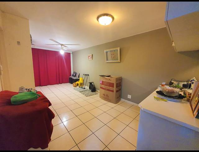 2 BEDROOM APARTMENT FOR SALE IN GRASSY PARK